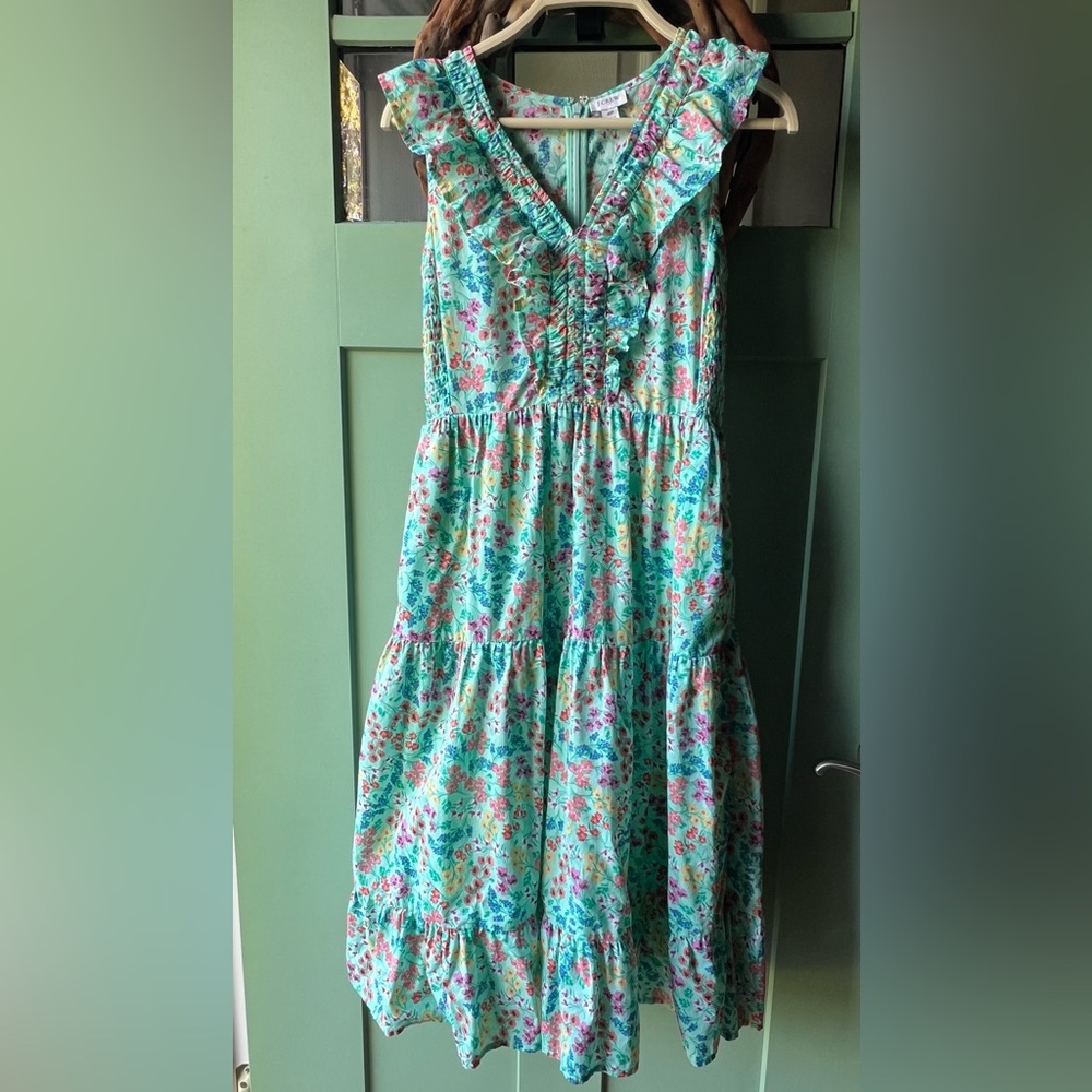 J Crew Printed V-neck smocked midi dress size 4P Spearmint Multi